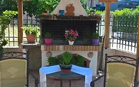 Dimitra Pentaliou Rooms